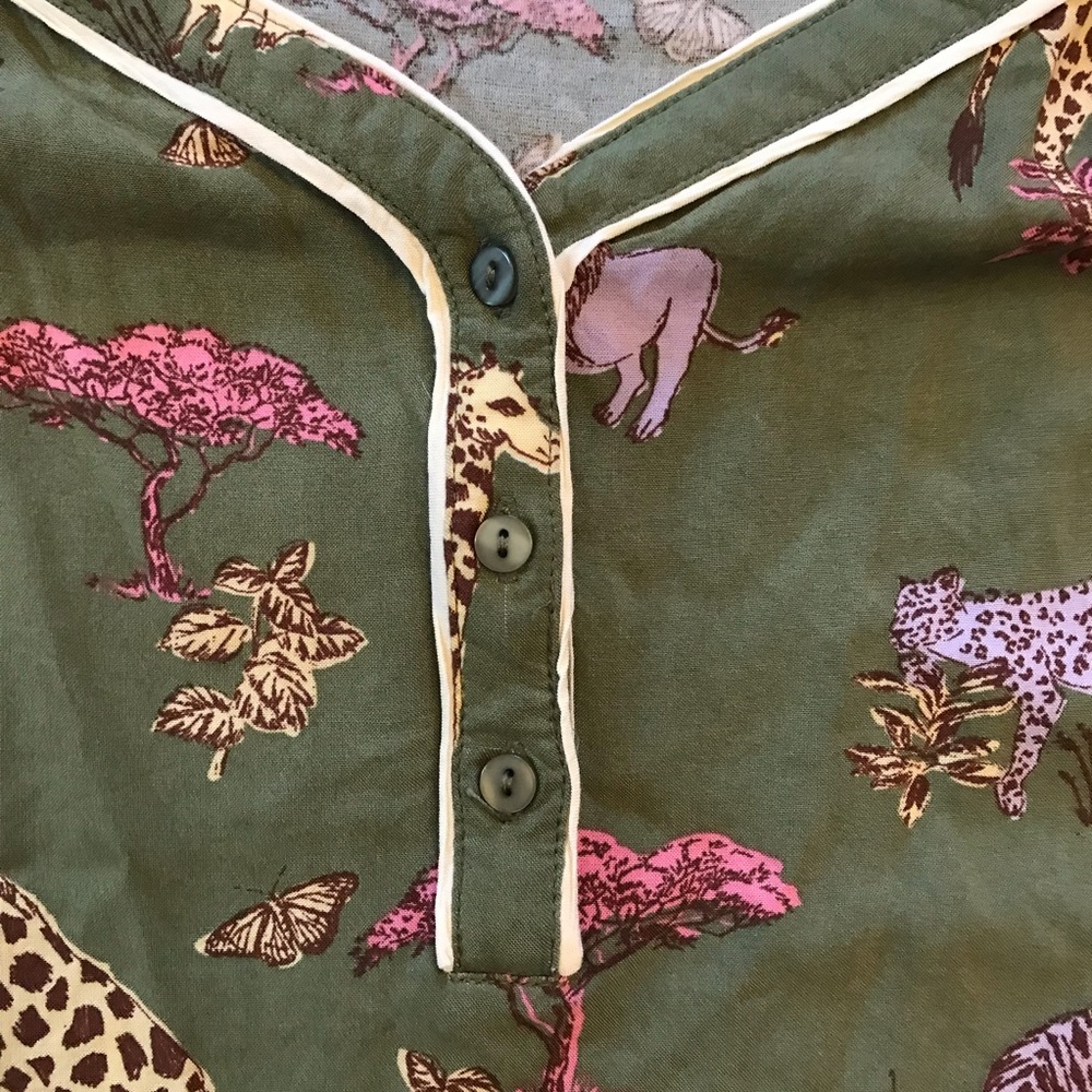 ModCloth Safari Print Tank Top Womens XL Green Giraffe Lion Tiger - Picture 5 of 9